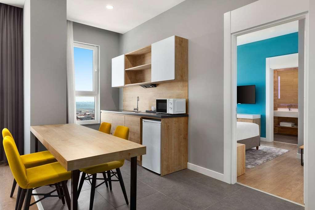 Days Inn & Suites By Wyndham Esenyurt Istanbul Cameră foto