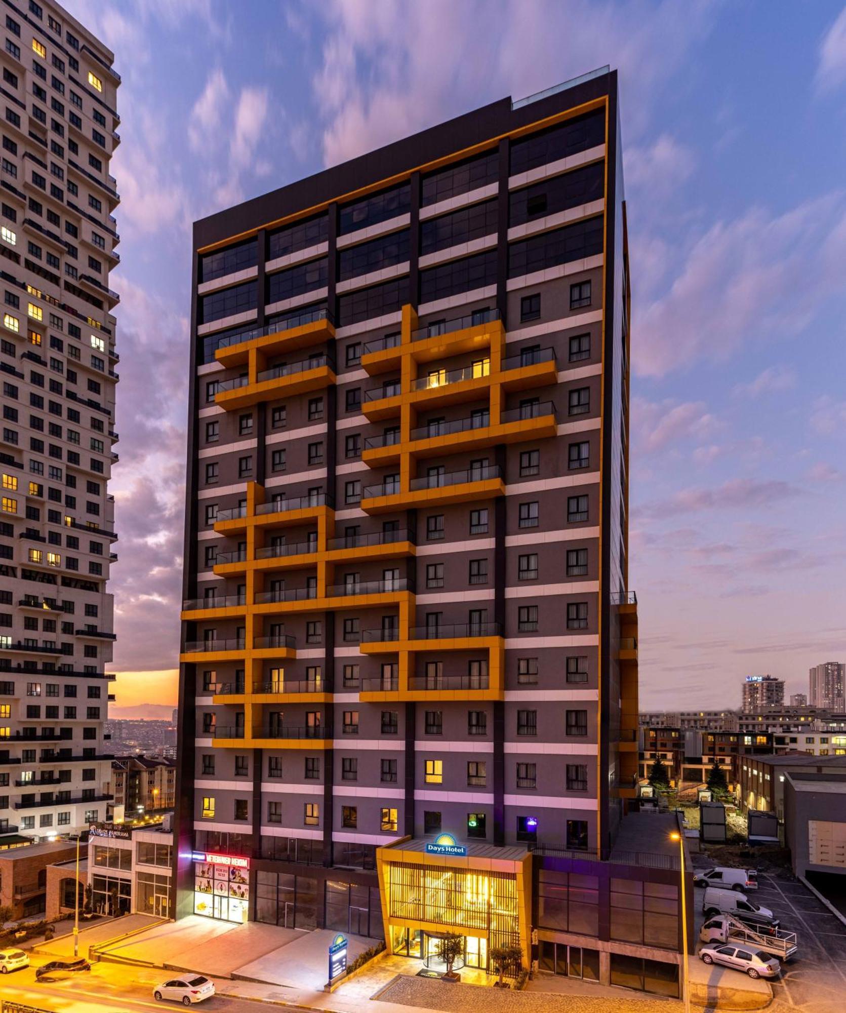 Days Inn & Suites By Wyndham Esenyurt Istanbul Exterior foto